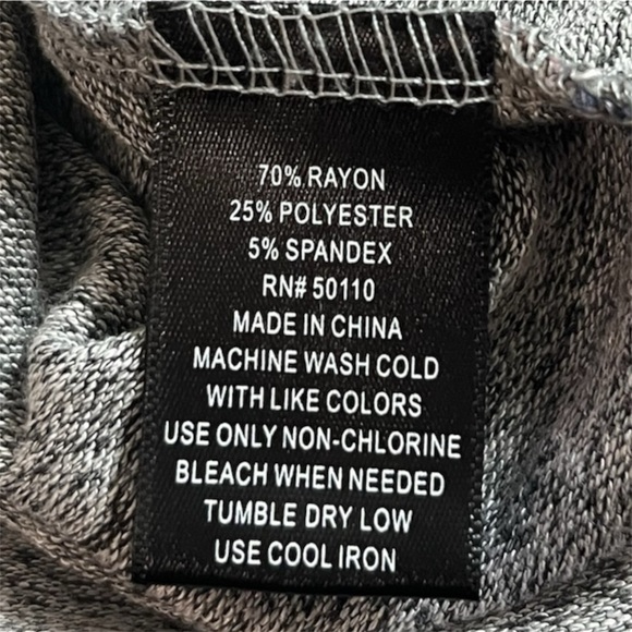 NWT Feathers | Ultra Soft Cropped Long Sleeve Striped Size Large - Picture 4 of 4